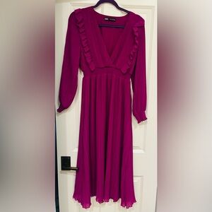 Zara Purple Pleated Midi Dress Size S, New w/o tags